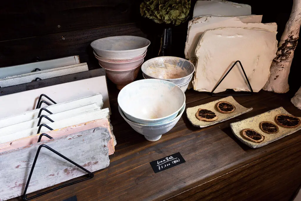 pieni kasvi（ピエ二・カスヴィ）器と雑貨の小さなお店【四街道市