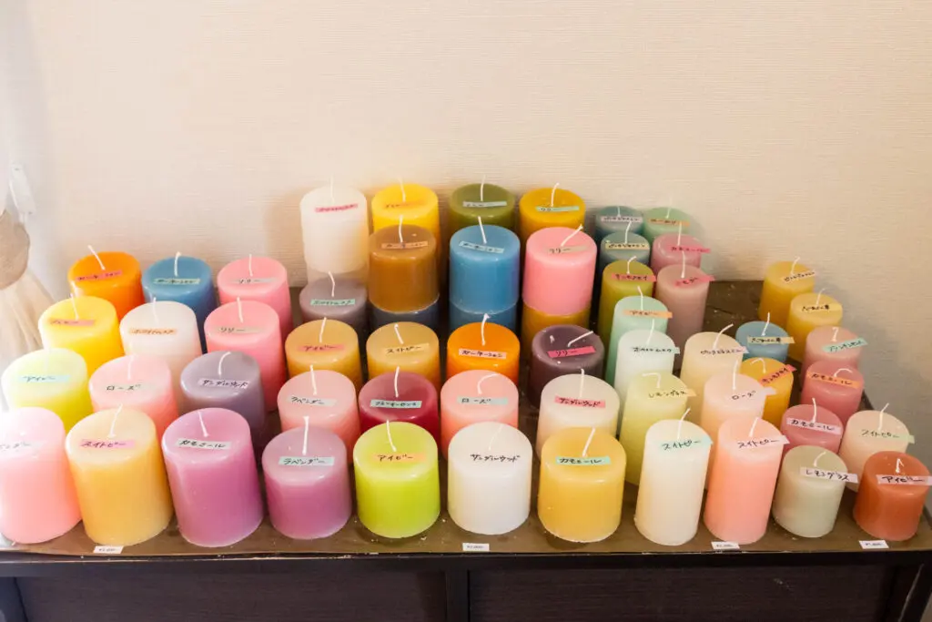 華やぐ季節の到来！ キャンドルに火を灯しませんか。 ボタニカル