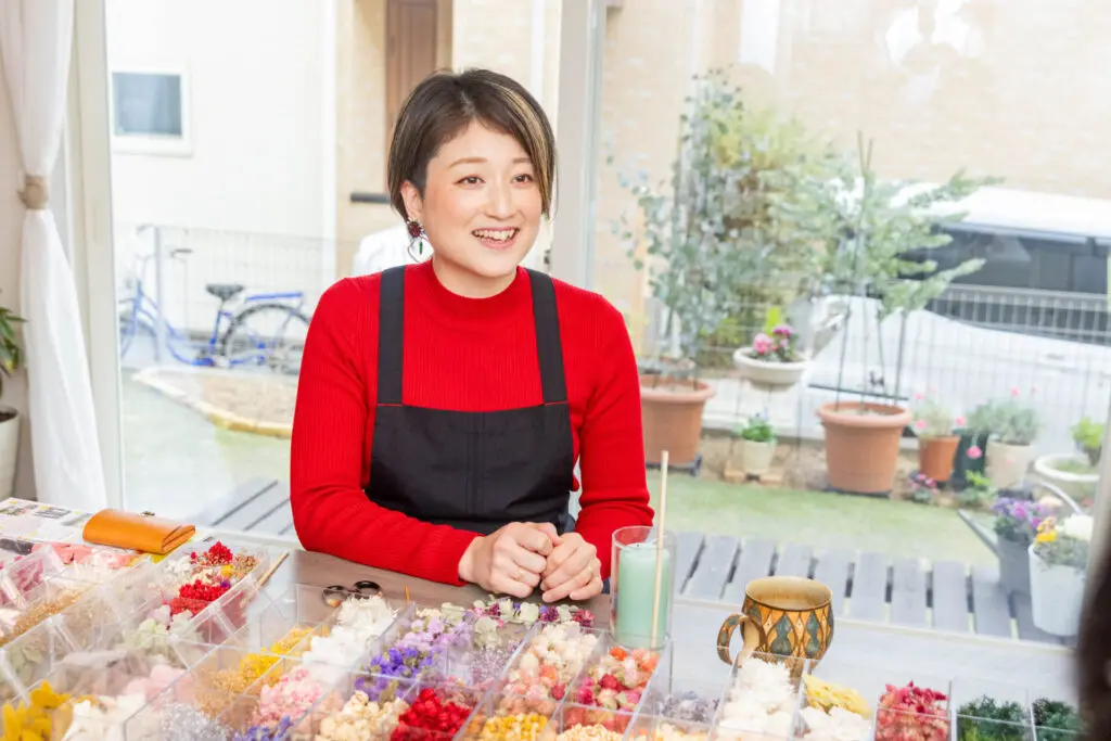 華やぐ季節の到来！ キャンドルに火を灯しませんか。 ボタニカル